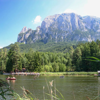 Schwimmen und Bootfahren am Völser Weiher